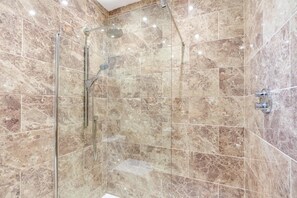 Hair dryer, towels - 3 Bed in Gunnerside (oc-ds097) (Gunnerside)