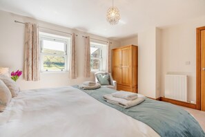 3 bedrooms, iron/ironing board, free WiFi, bed sheets - 3 Bed in Gunnerside (oc-ds097) (Gunnerside)