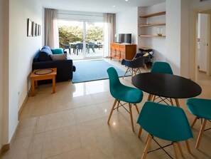 Interior - Ferranelles mit großer Terrasse by Interhome (L'Estartit)