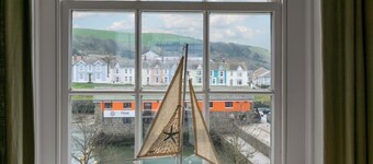 2 Bed in Aberaeron (oc-406657)
