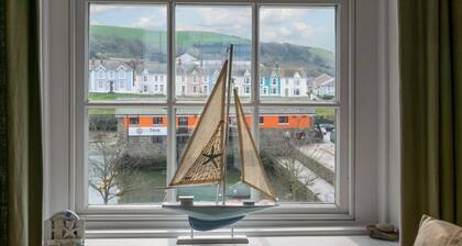 2 Bed in Aberaeron (oc-406657)