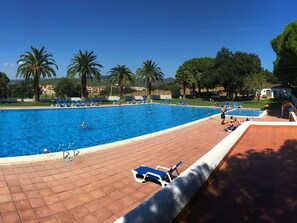 Pool - Costa Brava Palamos Chalettas by Interhome (Palamós)