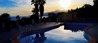 Discover your exclusive oasis in Ganzirri: the villa overlooking the Strait