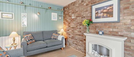 TV, fireplace, DVD player