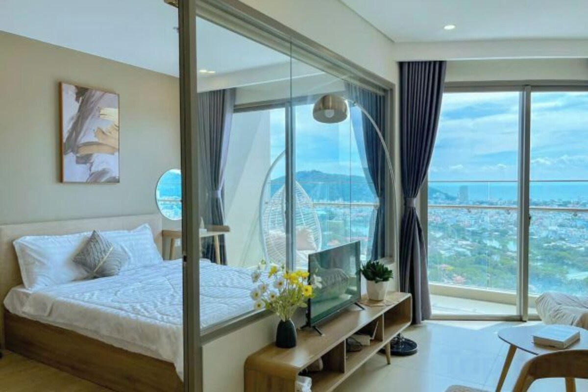 Premium bedding, desk, blackout curtains, iron/ironing board