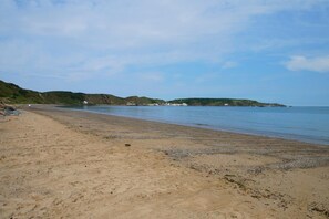 Beach - 4 Bed in Pwllheli (oc-63959) (Pwllheli)