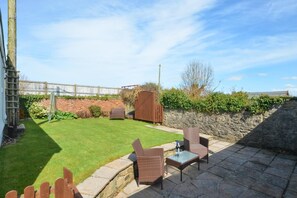 Property grounds - 3 Bed in Benllech (oc-24195) (Benllech)