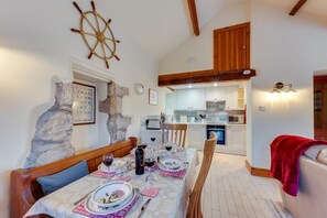 Dining - 3 Bed in Benllech (oc-24195) (Benllech)