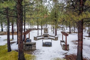 Property grounds - Ponderosa Pines *Casita (Guest House)*, Sisters OR (Sisters)