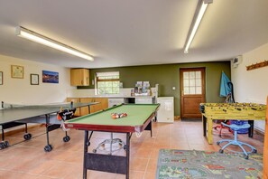 Games room - 2 Bed in New Quay (oc-25595) (Mydroilyn)