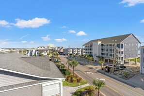 Exterior - Marsh Villas 3P- 2BR-Beach Across The Street- Pool (North Myrtle Beach)