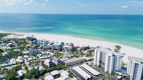 Gulf Holiday unit 8!!