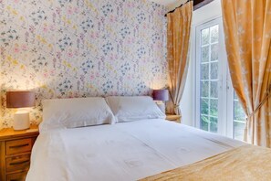 Iron/ironing board, travel cot, free WiFi, bed sheets - 1 Bed in Carmel (oc-wai213) (Carmel)