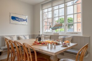 Dining - 7 Bed in Aldeburgh (oc-gbl) (Aldeburgh)