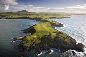 Aerial view - 4 Bed in Morfa Nefyn (oc-bow10) (Morfa Nefyn)