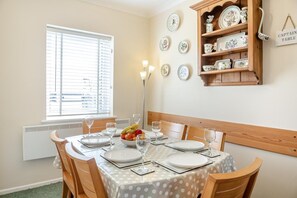 Dining - 4 Bed in Morfa Nefyn (oc-bow10) (Morfa Nefyn)