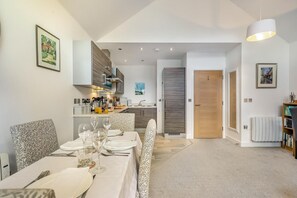 Dining - 2 Bed in Fowey (oc-p00650) (Fowey)