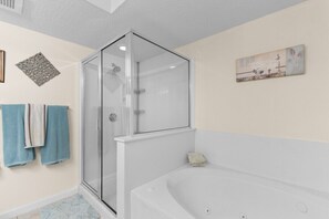 Towels - 3 Bdrm North Shore Villa w/ Lazy River, Hot Tub (North Myrtle Beach)