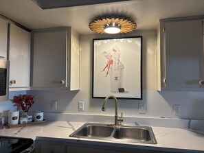 Private kitchen - Welcome to paradice where memories are made and friendship are created! (Cape Coral)