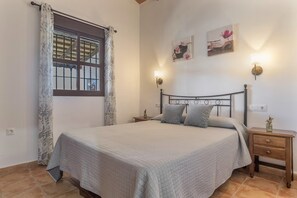 Luxury Apartment, Patio - Casa con piscina compartida Conil de 5  (Conil de la Frontera)