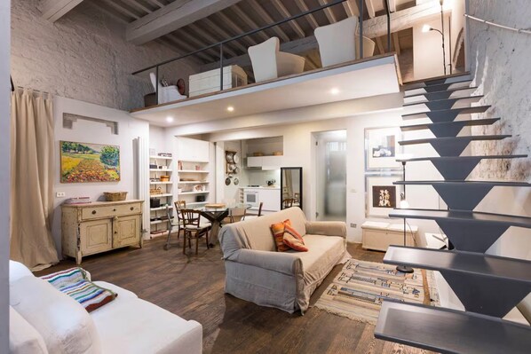 Living area - Santa Croce Loft - Florence (Firenze)