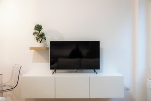 Living area - Rental in Rome Provincie Apartment (Rome)