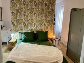 Iron/ironing board, WiFi, bed sheets - La Longère (Vierzon)