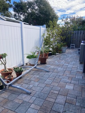 Property grounds - Cozy 1-bedroom studio in delightful Sarasota (Sarasota)