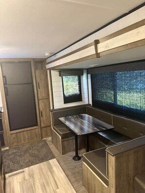 Interior - Indian Creek Farms Poolside Camper (Oglethorpe County)