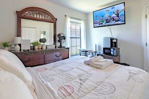 1 habitación, tabla de planchar con plancha, wifi y ropa de cama 