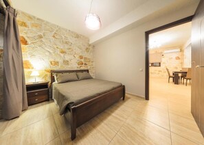3 bedrooms, free WiFi, bed sheets