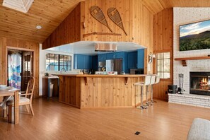 Interior - Solstice Shores Chalet, Hot Tub and Lake Views (Fawnskin)