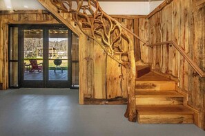 Interior - Riverfront Barndominium, Incredible Outdoor Space! (Townsend)