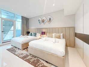 Caja de seguridad en la habitación y cortinas blackout 