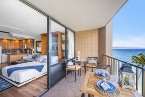 Room - Incredible Oceanfront Views - 6th Floor Retreat (Lahaina)