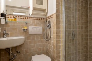 Shower, bidet, towels, toilet paper - Ghibellina Living - Florence (Florence)
