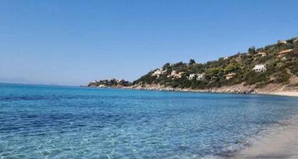 VILLA VITTORIA WITH LARGE HEATED WHIRLPOOL WITH JACUZZI -BEACH AND SEA VIEW