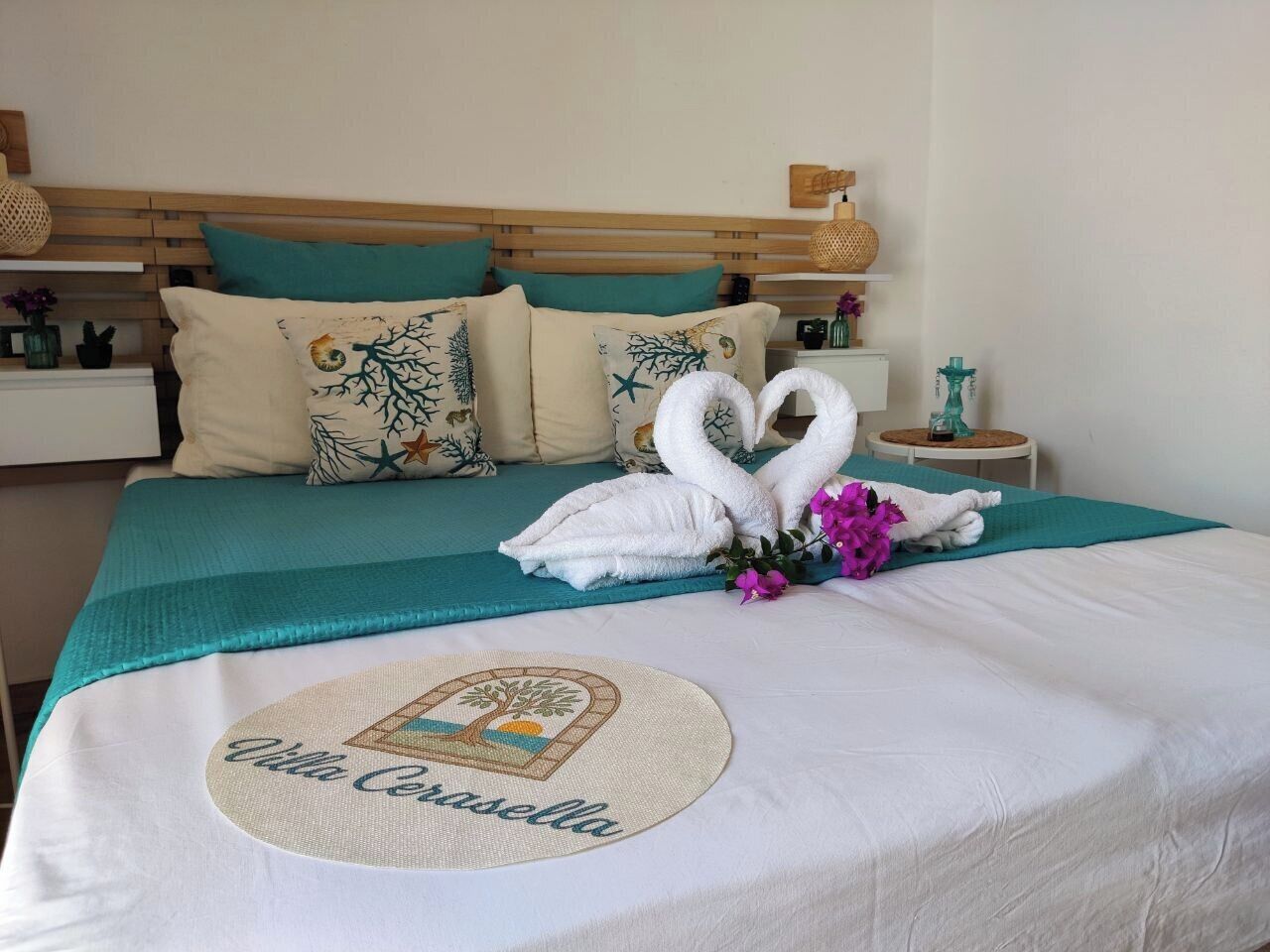 3 chambres, fer et planche à repasser, Wi-Fi, draps fournis