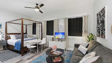 Iron/ironing board, free WiFi, bed sheets