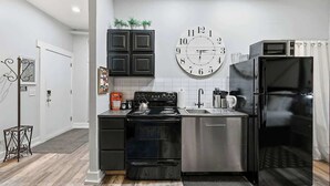 Unclassified image, 3 of 26, button - Historic OTR Loft by Findlay Market & Rhinegeist (Cincinnati)