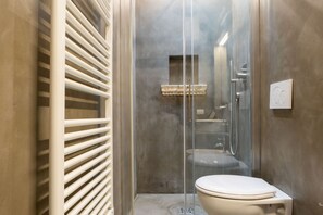 Shower, bidet, towels, shampoo - CHIESA 12 3P - Florence (Firenze)