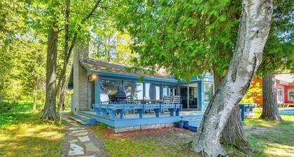 ~ 4,000 Sq Ft Cabin on Glen Lake: Deck & Views!