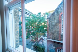 Interior - Prime Clerkenwell Studio | 2 Mins to Farringdon - Pass the Keys (London)