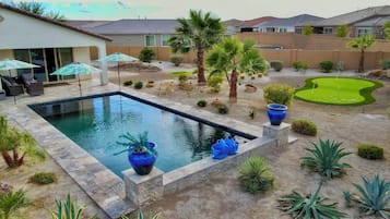 Piscina externa, piscina aquecida