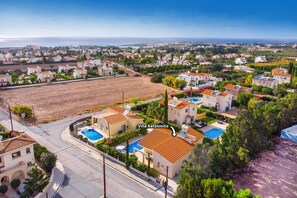 Exterior - Villa Kefalonitis by Villa Plus (Peyia)
