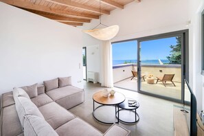 Smart TV, mesa de pingue-pongue