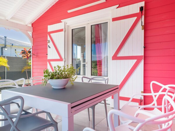 Outdoor dining - Villa Guenaslo 2 in Le Moule (Saint-François)