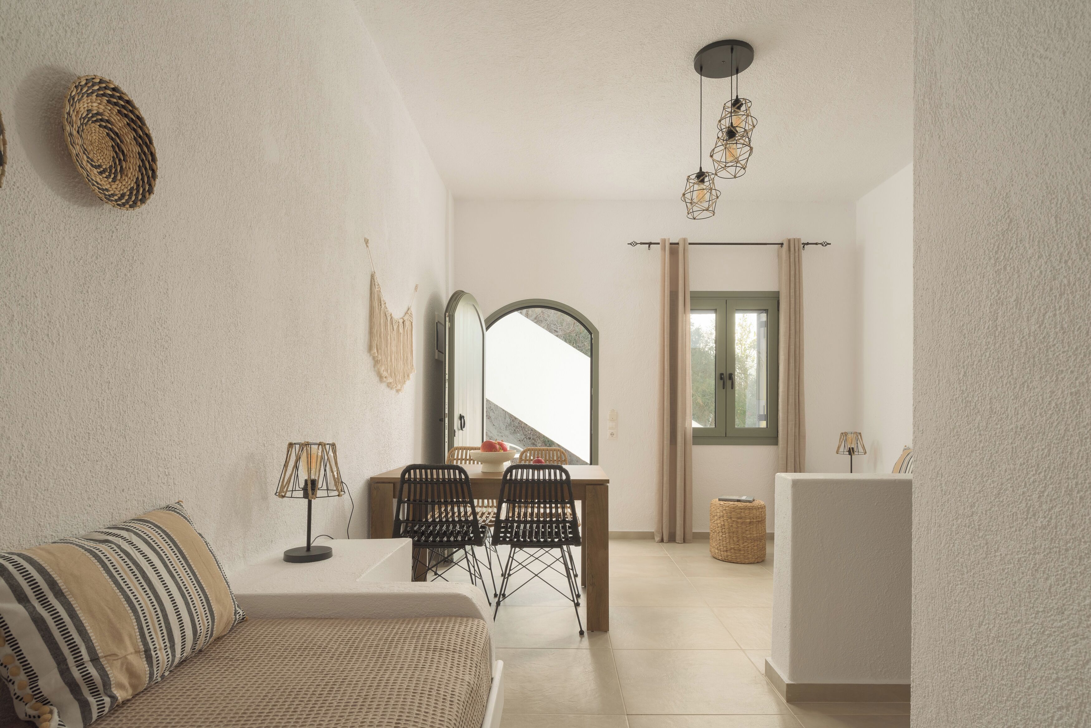 Classic Apartment, Balcony, Sea View | In-room safe, iron/ironing board, free WiFi