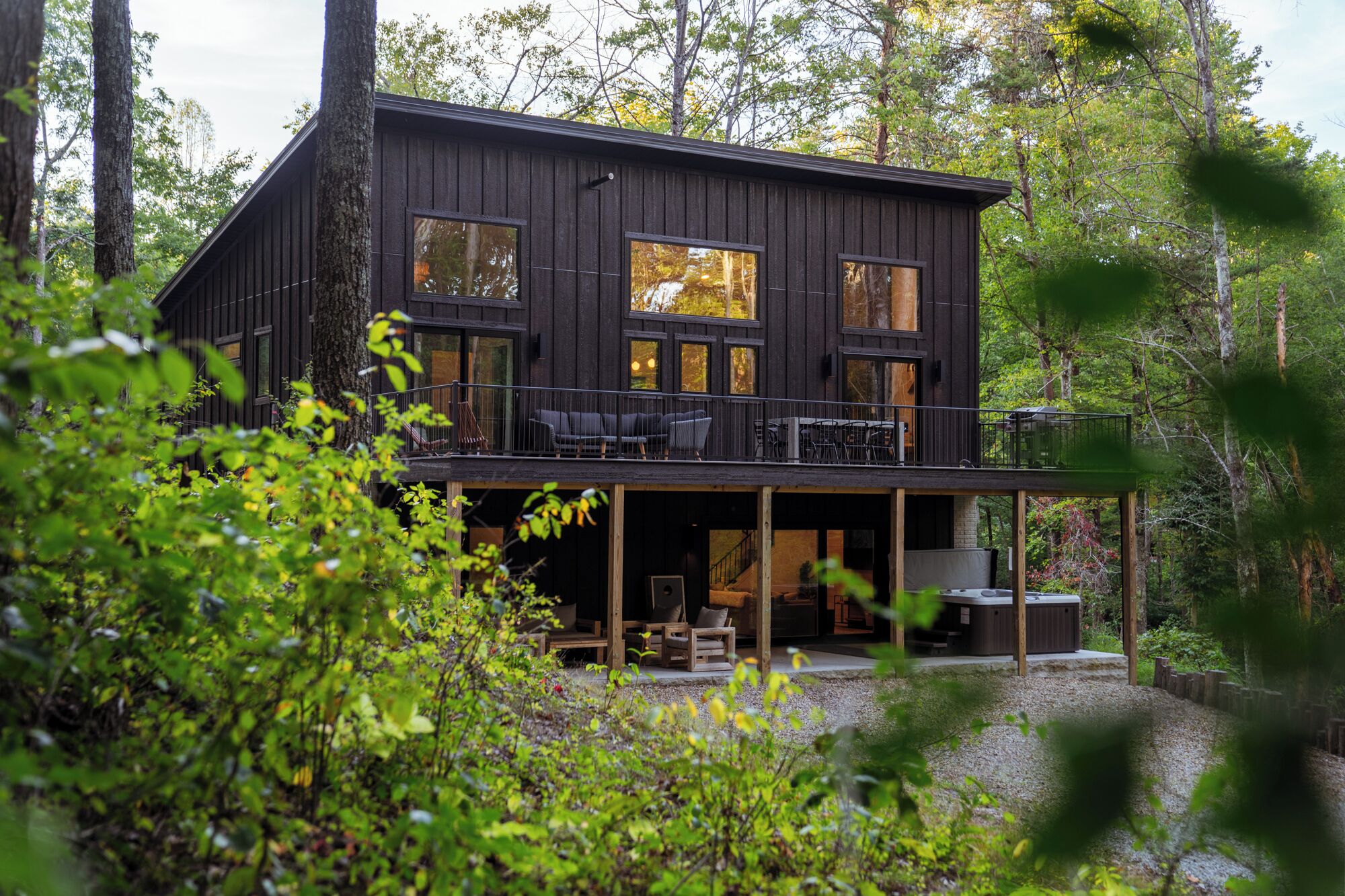 المنشأة من الخارج