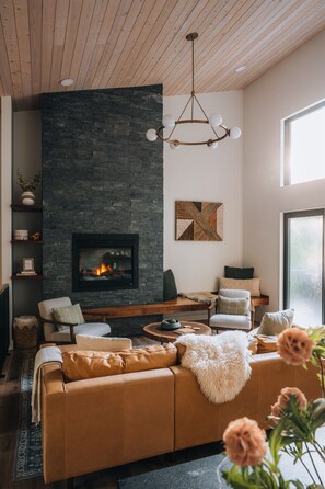 Interior - Luxury Cabin | Hot Tub + Forest Views (Logan)